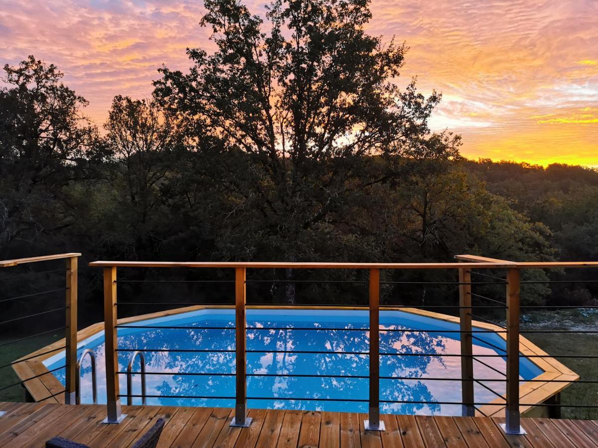 Maison typique périgourdine avec piscine Paulin Esterno foto