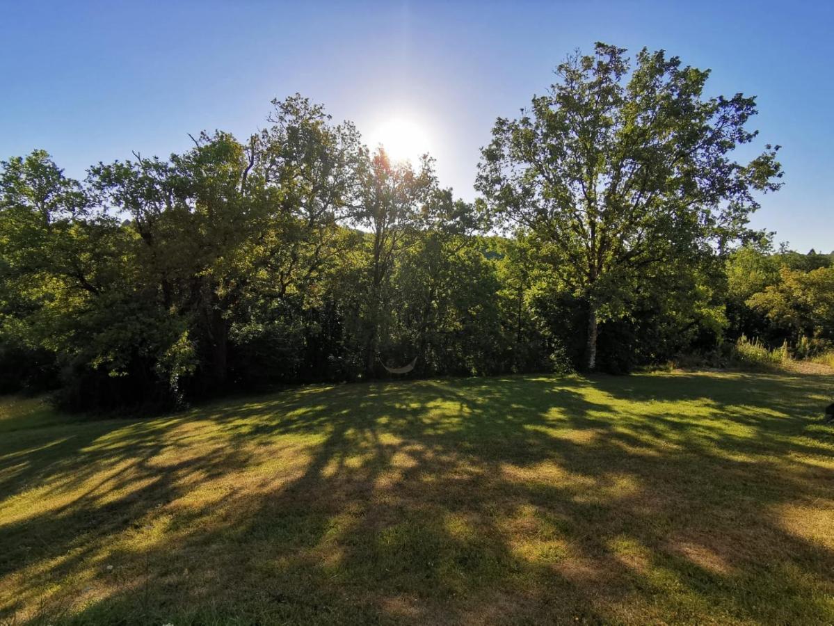 Maison typique périgourdine avec piscine Paulin Esterno foto