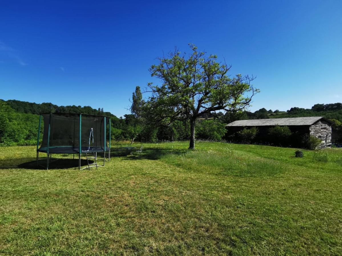 Maison typique périgourdine avec piscine Paulin Esterno foto