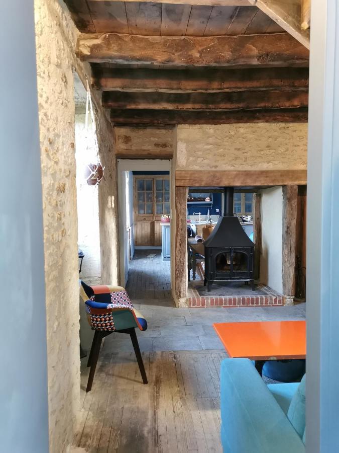 Maison typique périgourdine avec piscine Paulin Esterno foto