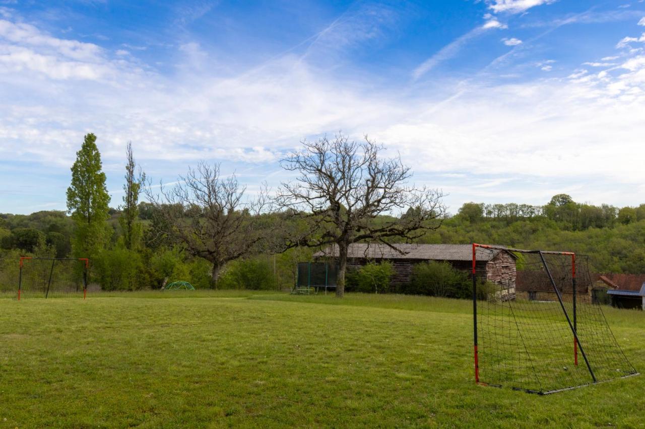 Maison typique périgourdine avec piscine Paulin Esterno foto